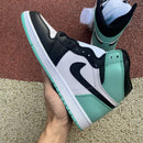 Air Jordan 1 Retro High Igloo