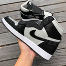 Air Jordan 1 Retro High Twist 2.0 Medium Grey