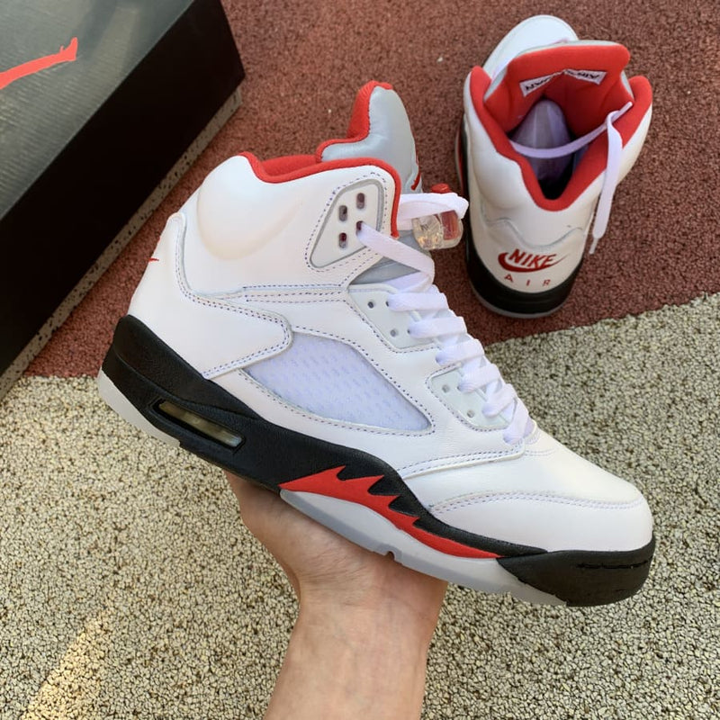 Air Jordan 5 Retro Fire Red Silver Tongue