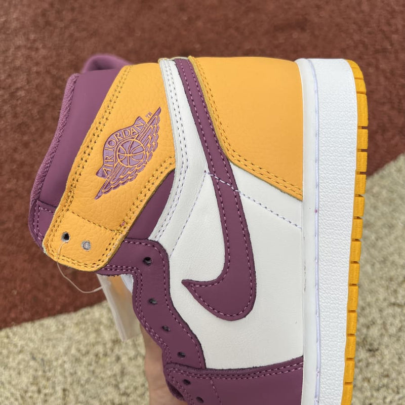 Air Jordan 1 Retro High Brotherhood