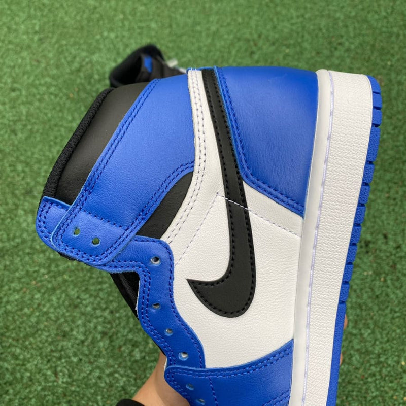 Air Jordan 1 Retro High Game Royal