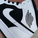 Air Jordan 1 Mid White Black "Tuxedo"