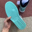 Air Jordan 1 Retro High Igloo