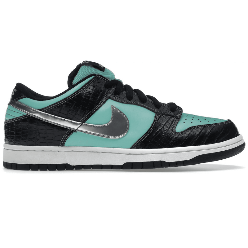 Nike SB Dunk Low Diamond Supply Co.